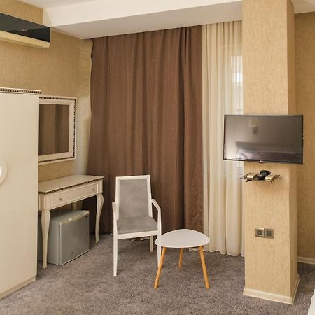 Maestro Hotel Baku Exteriör bild