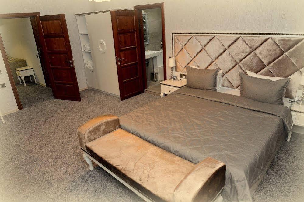 Maestro Hotel Baku Exteriör bild