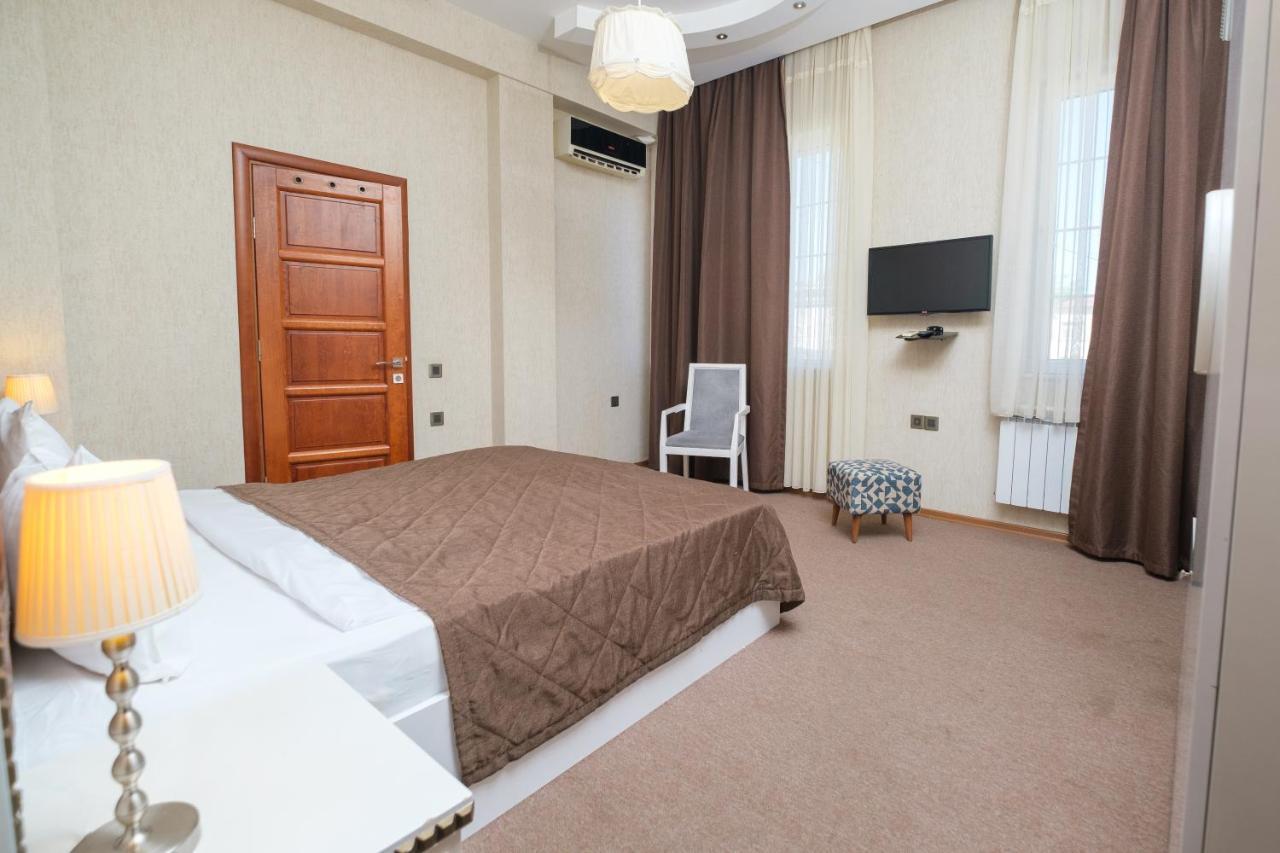 Maestro Hotel Baku Exteriör bild