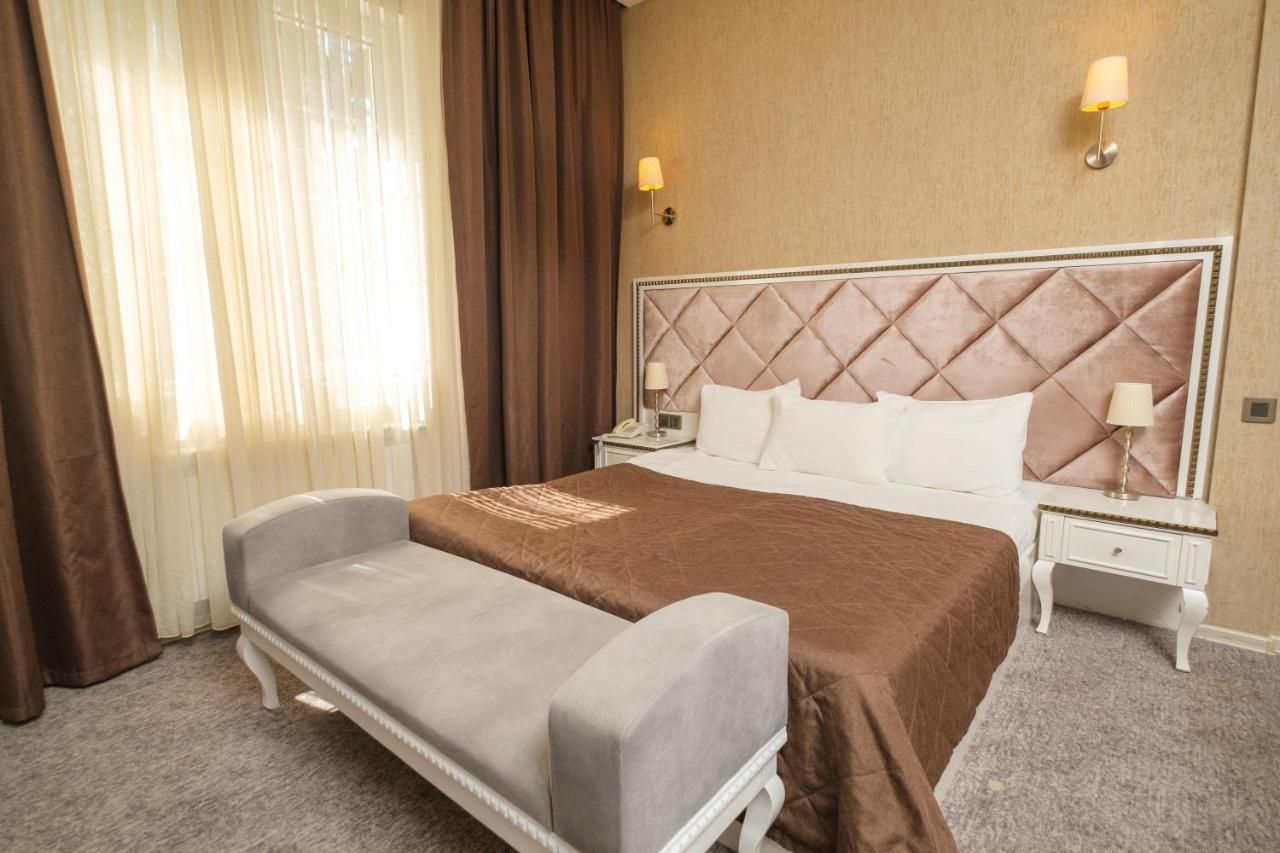 Maestro Hotel Baku Exteriör bild