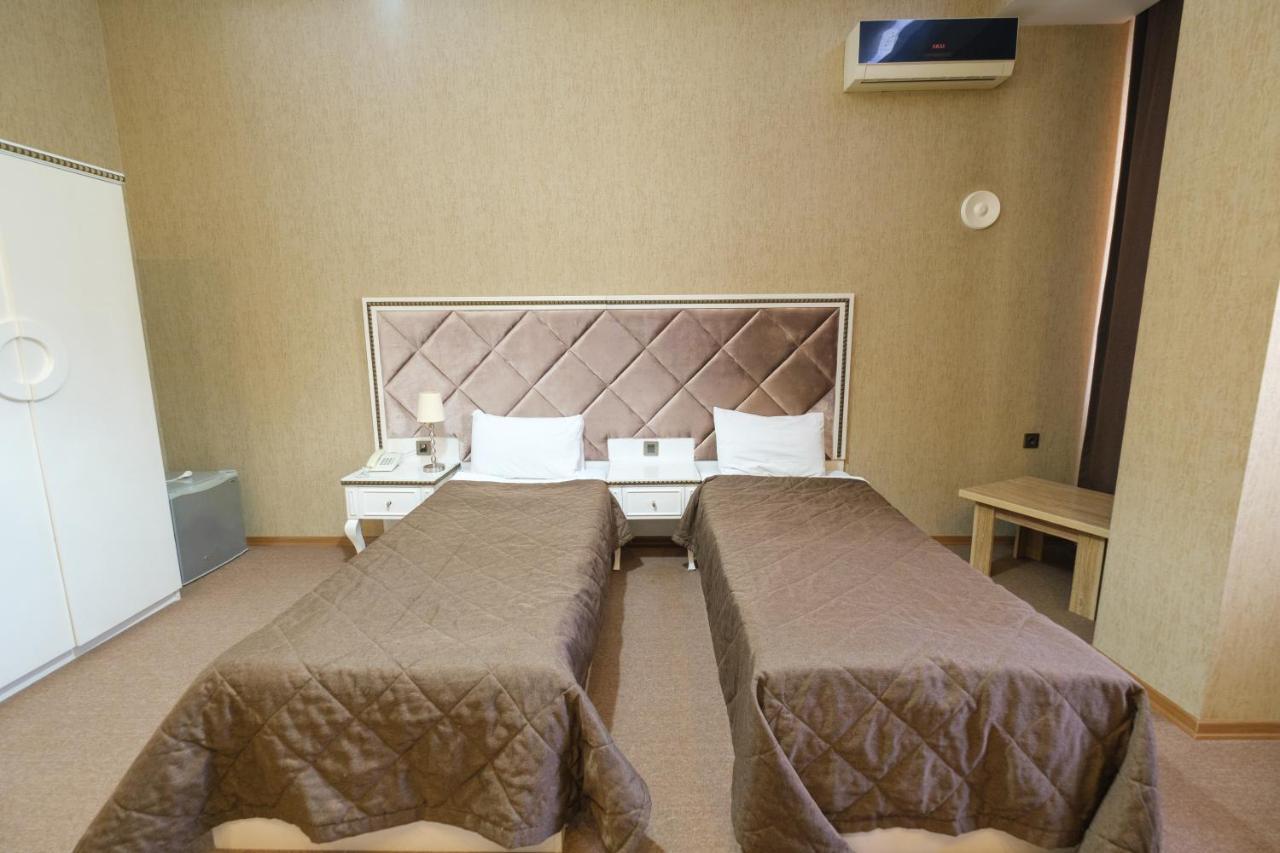 Maestro Hotel Baku Exteriör bild