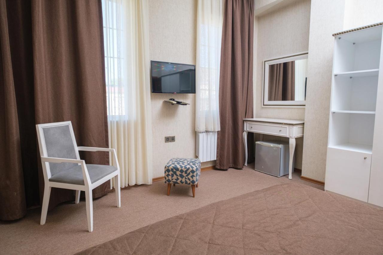 Maestro Hotel Baku Exteriör bild