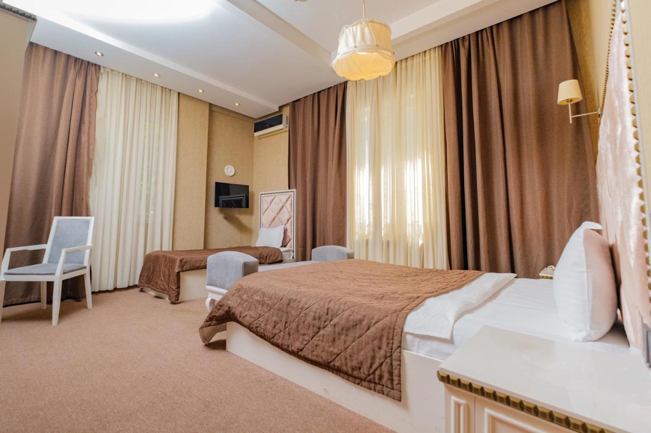 Maestro Hotel Baku Exteriör bild