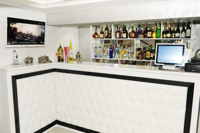Maestro Hotel Baku Exteriör bild