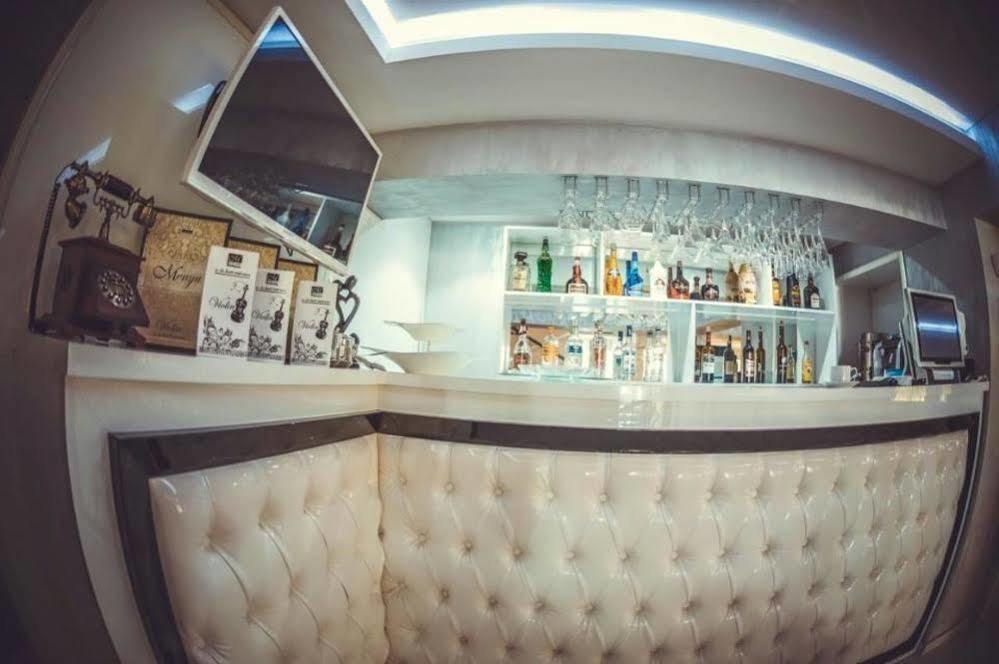 Maestro Hotel Baku Exteriör bild